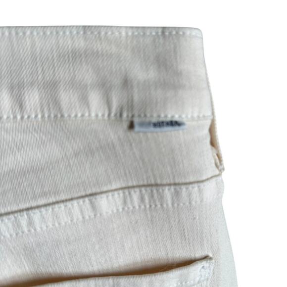 MOTHER The Weekender Flare Jeans Eggnog Cream White Size 33 NWT - Picture 8 of 9